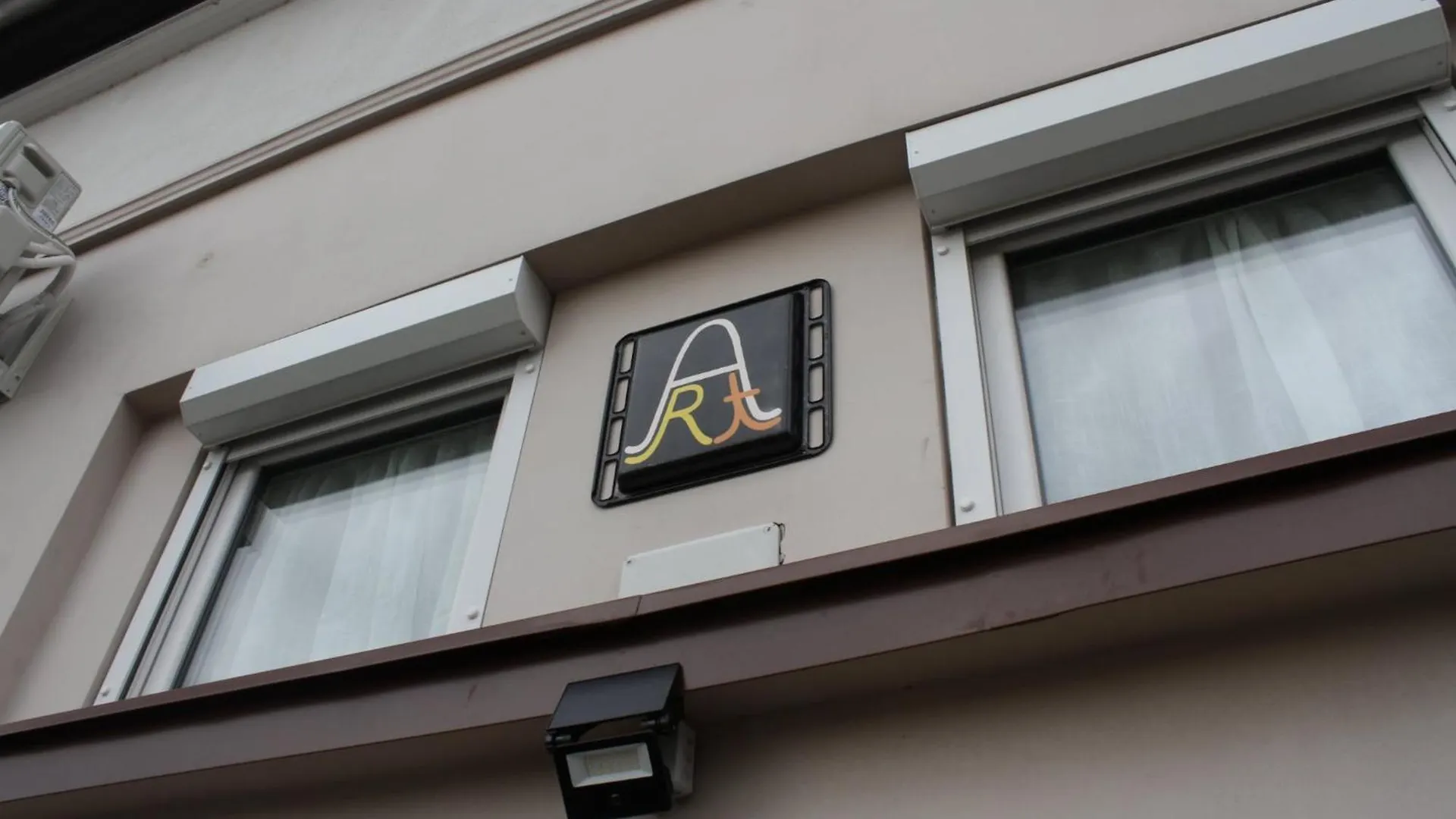 Art Vendeghaz Apartment Eger